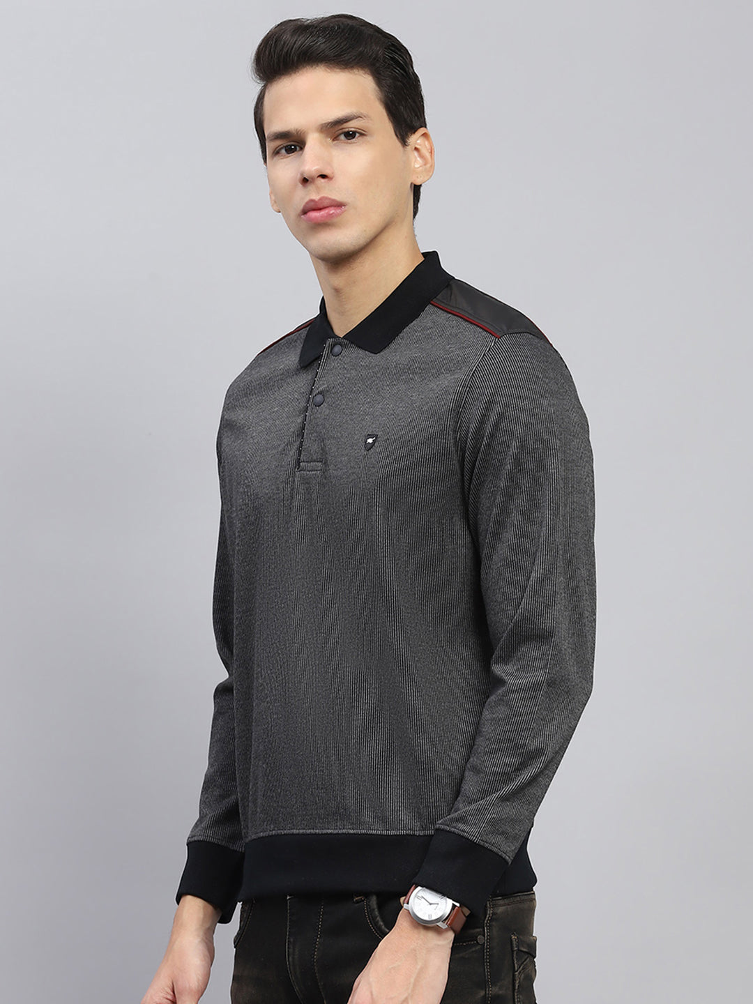 Men Black Solid Collar Full Sleeve Winter T-Shirt