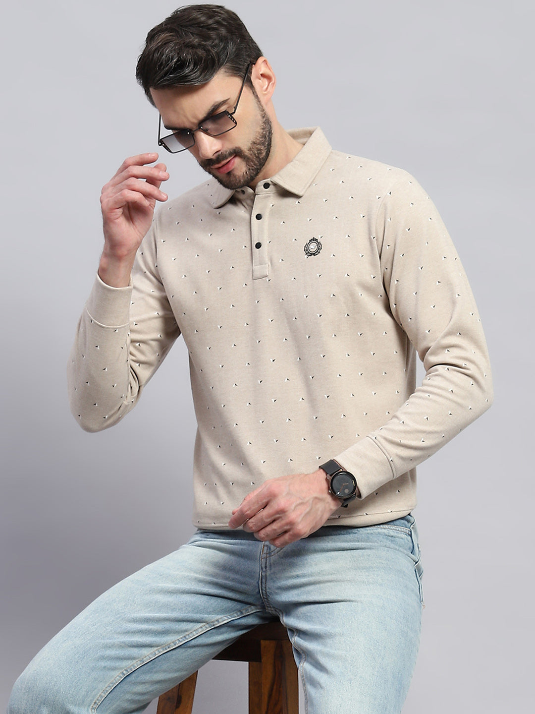 Men Beige Printed Collar Full Sleeve Sweatshirt