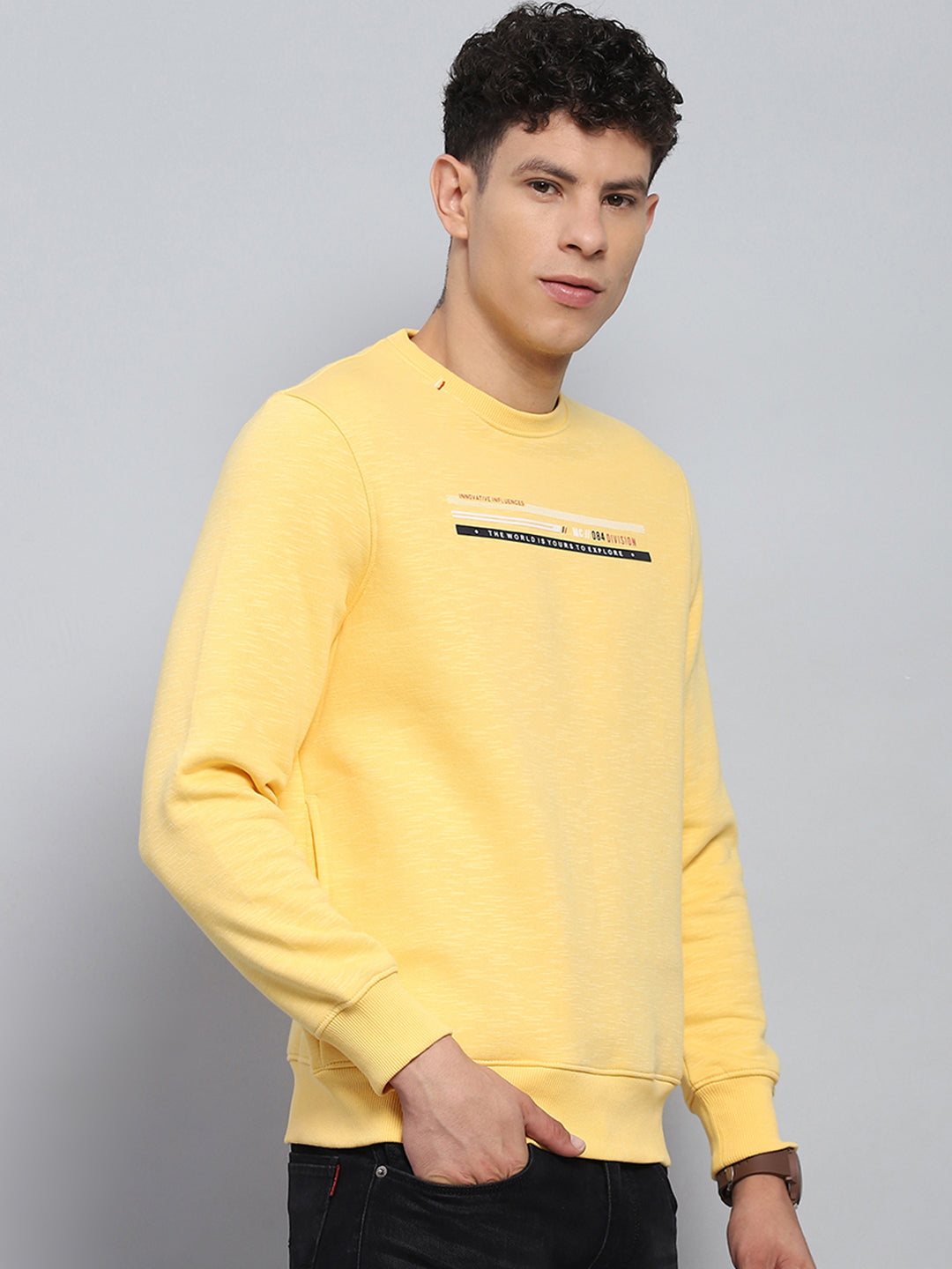 Men Yellow Printed Round Neck Full Sleeve Sweatshirt