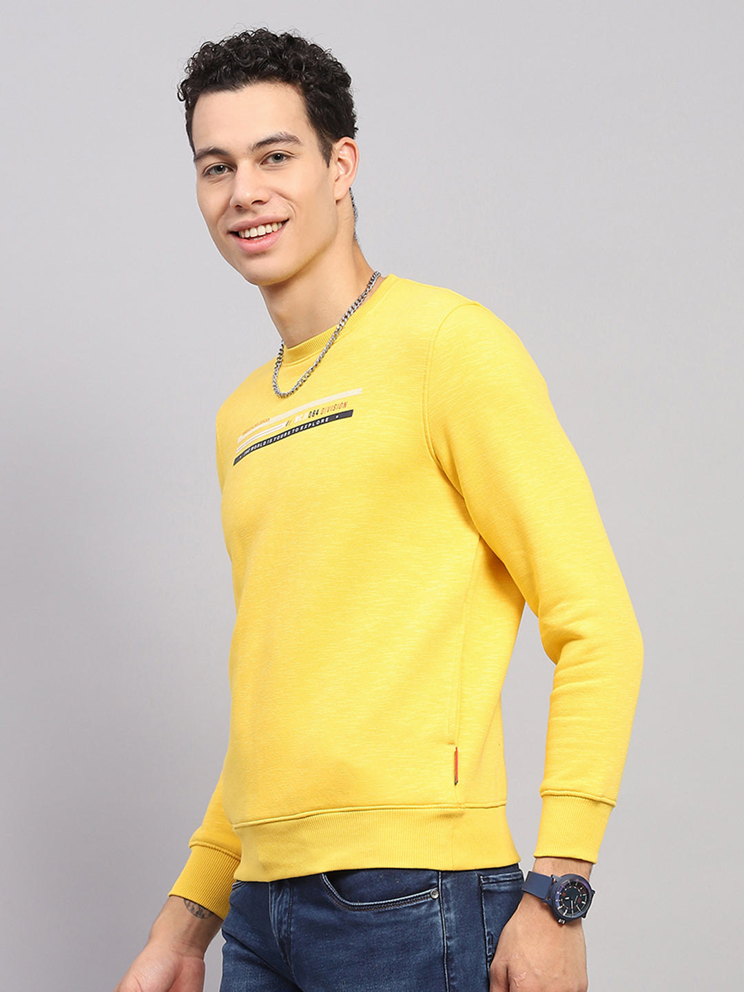 Men Yellow Printed Round Neck Full Sleeve Sweatshirt