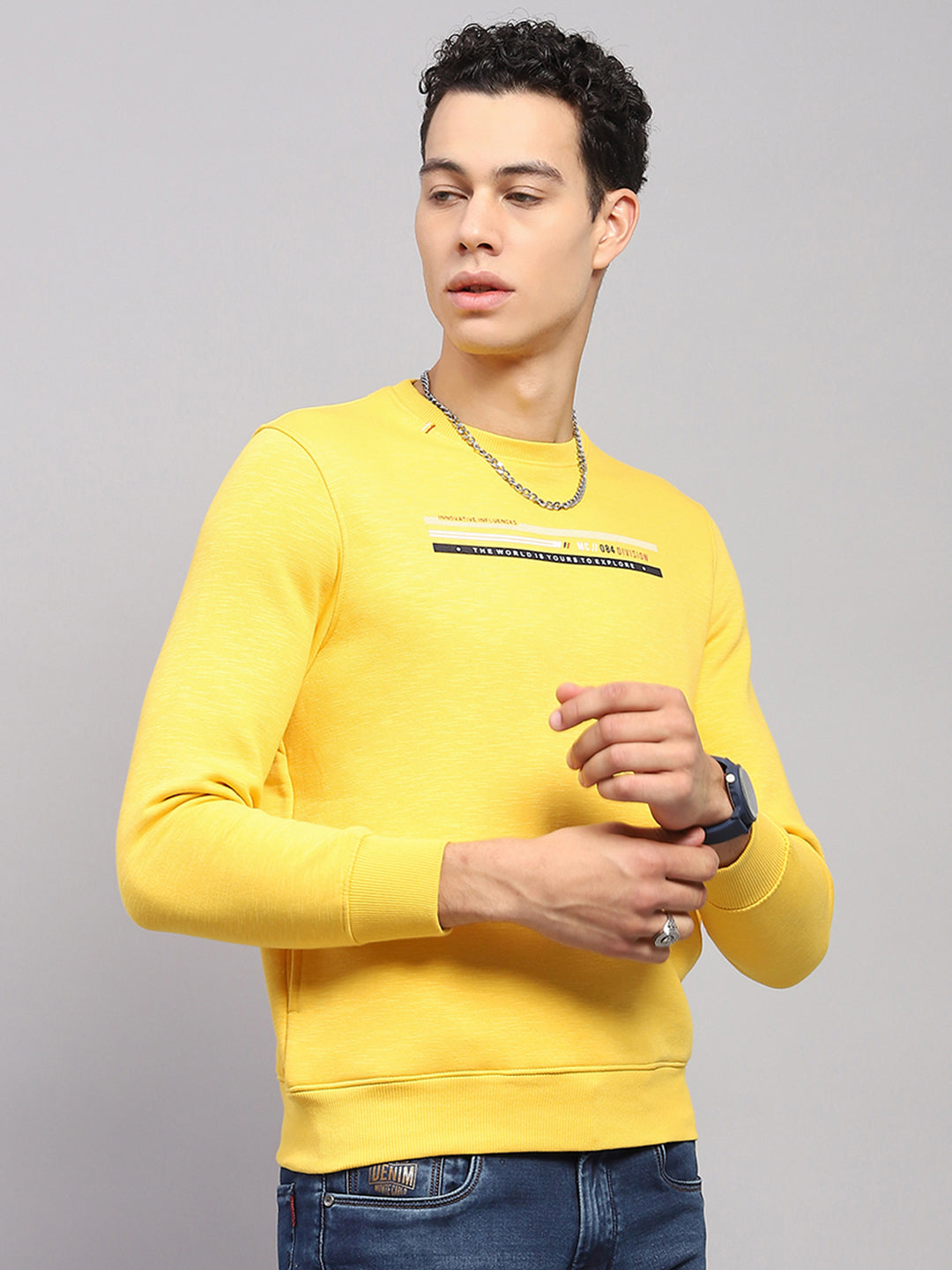 Men Yellow Printed Round Neck Full Sleeve Sweatshirt