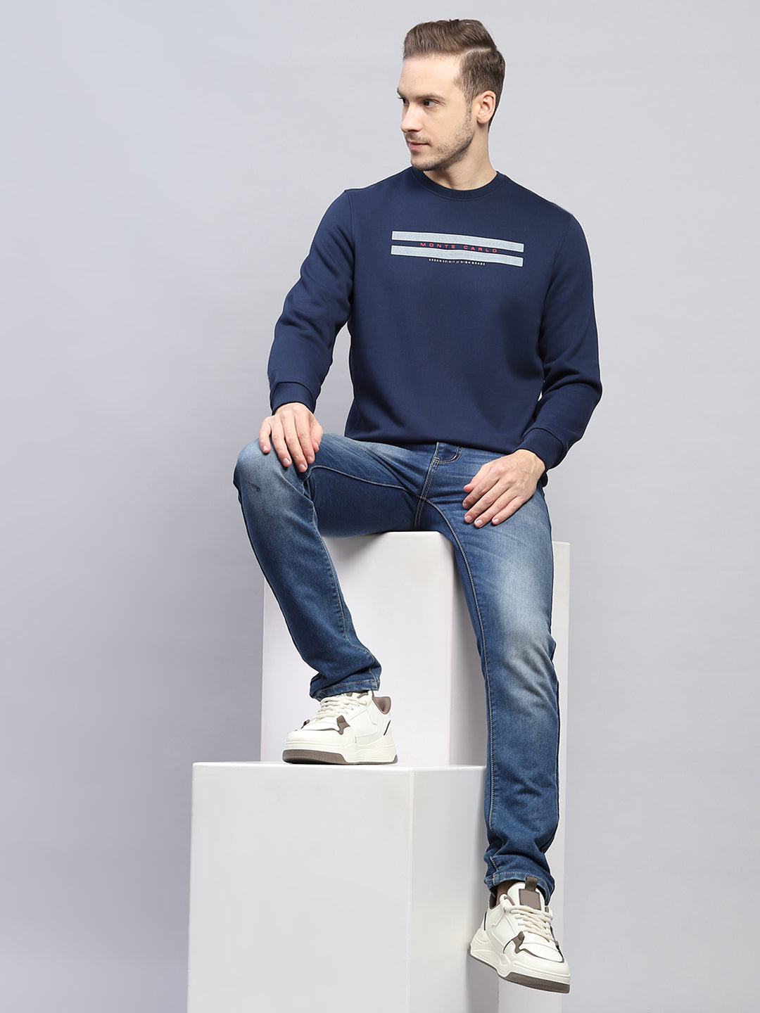 Men Navy Blue Printed Round Neck Full Sleeve Sweatshirt