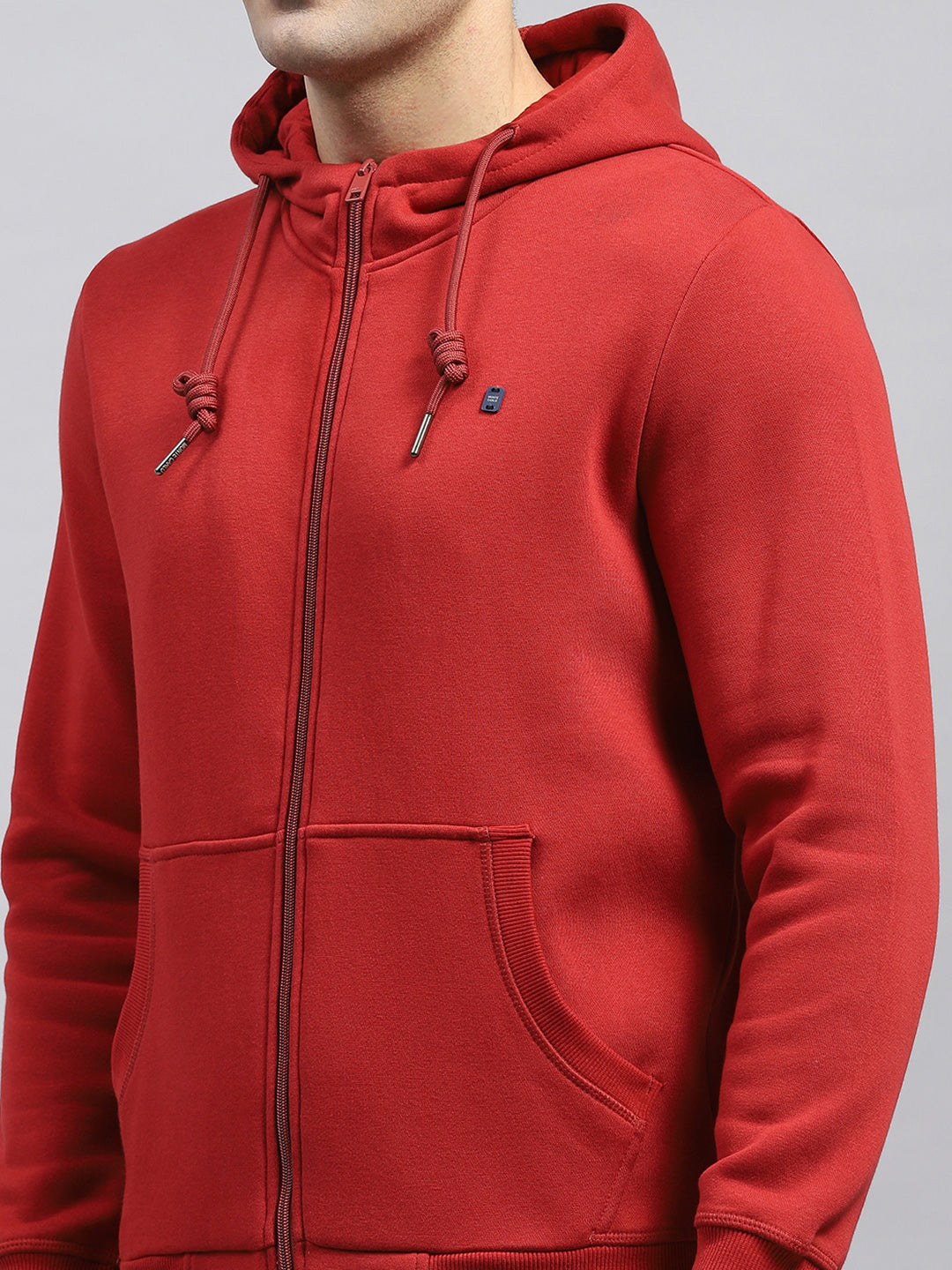 Men Maroon Solid Hooded Full Sleeve Sweatshirt