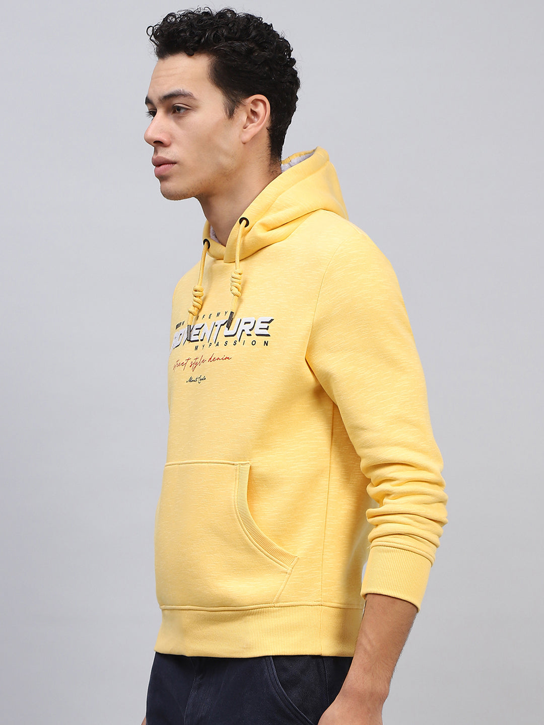 Men Yellow Printed Hooded Full Sleeve Sweatshirt