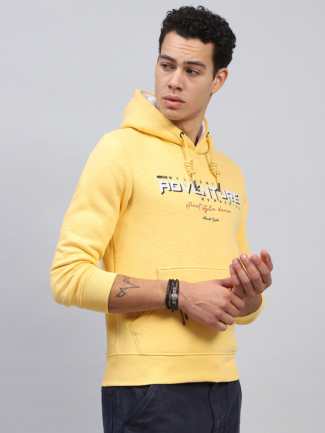 Men Yellow Printed Hooded Full Sleeve Sweatshirt