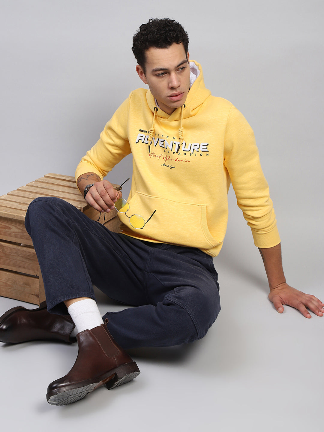 Men Yellow Printed Hooded Full Sleeve Sweatshirt