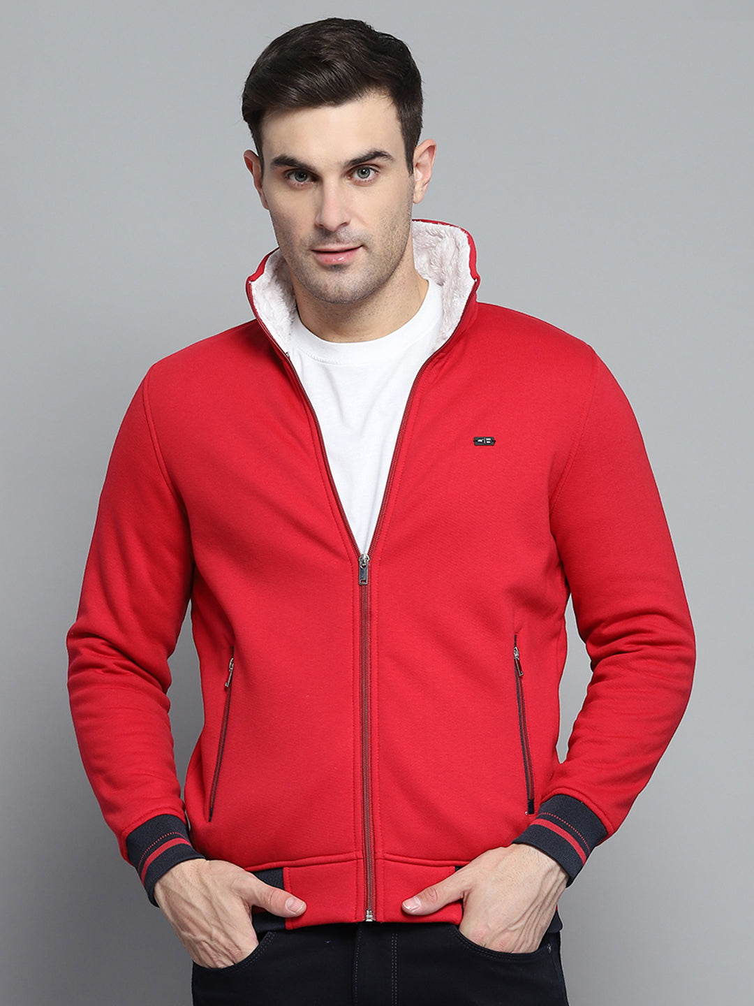 Men Red Solid Collar Full Sleeve Sweatshirt