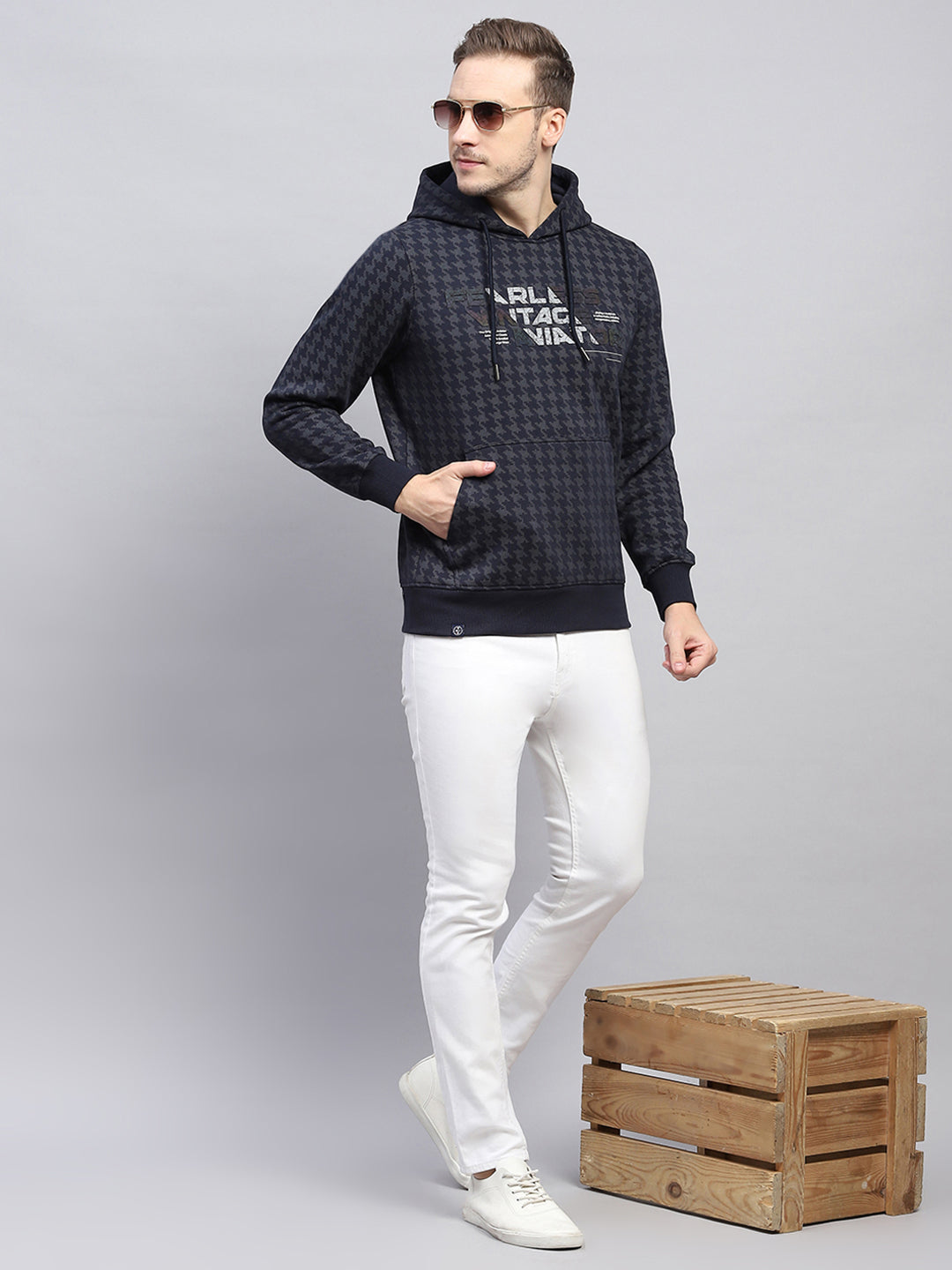 Men Navy Blue Printed Hooded Full Sleeve Sweatshirt