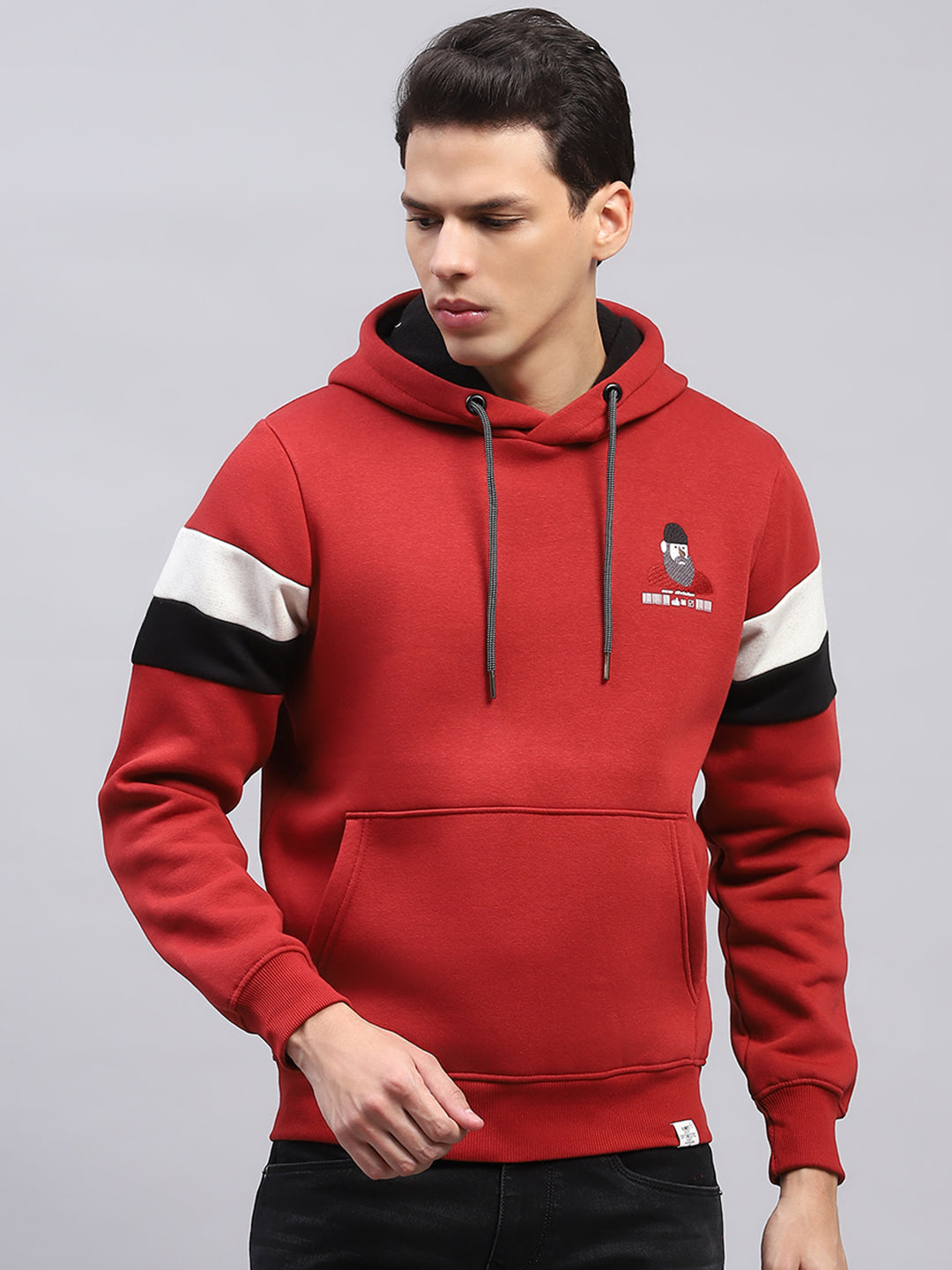 Men Maroon Printed Hooded Full Sleeve Sweatshirt