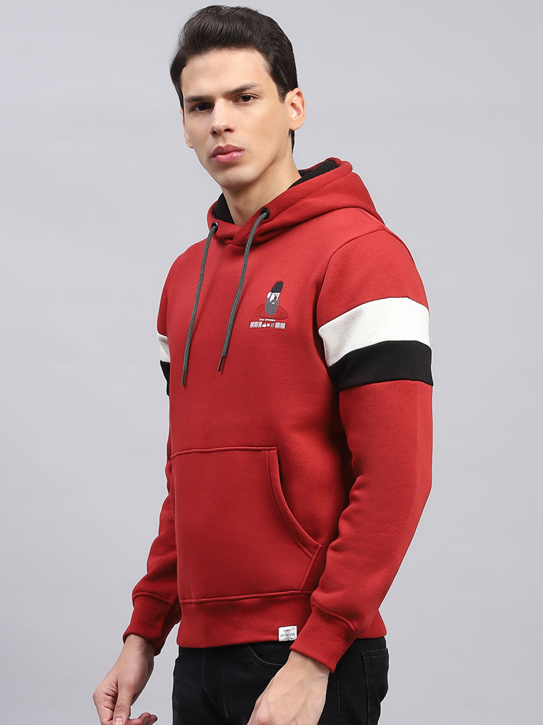 Men Maroon Printed Hooded Full Sleeve Sweatshirt