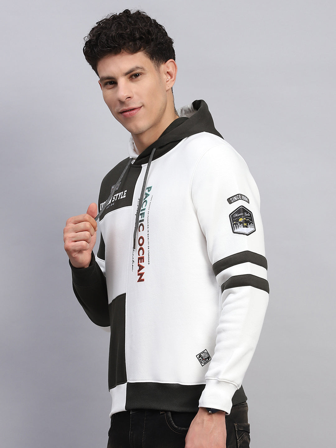 Men White Printed Hooded Full Sleeve Sweatshirt