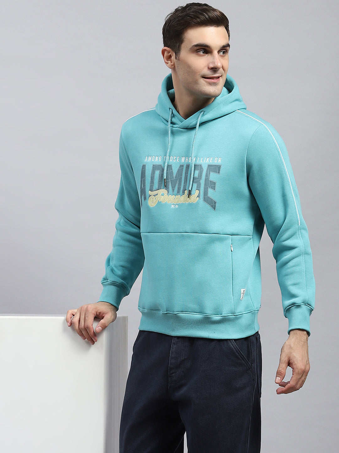 Men Blue Printed Hooded Full Sleeve Sweatshirt