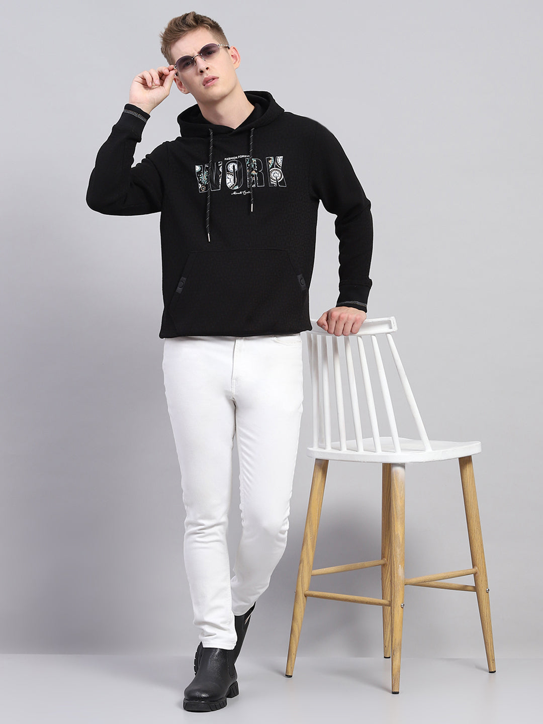 Men Black Printed Hooded Full Sleeve Sweatshirt