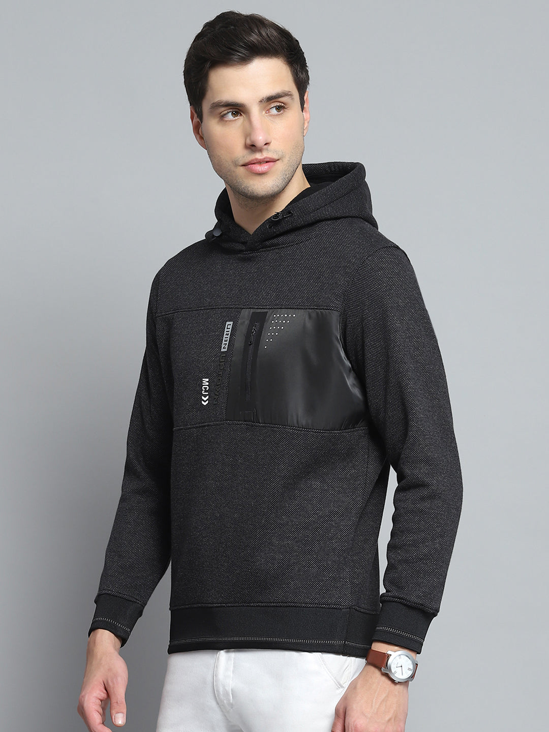 Men Black Printed Hooded Full Sleeve Sweatshirt