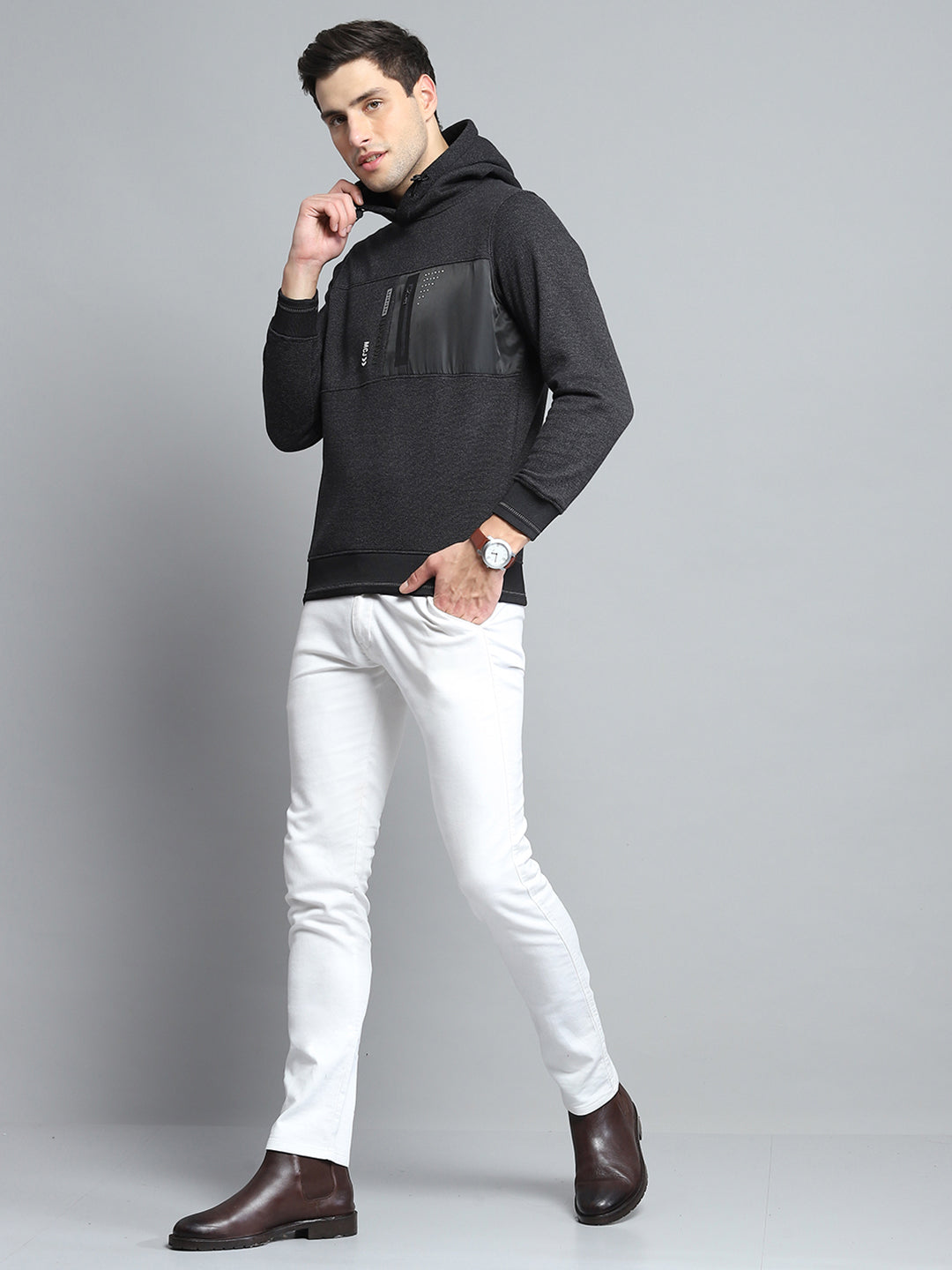 Men Black Printed Hooded Full Sleeve Sweatshirt