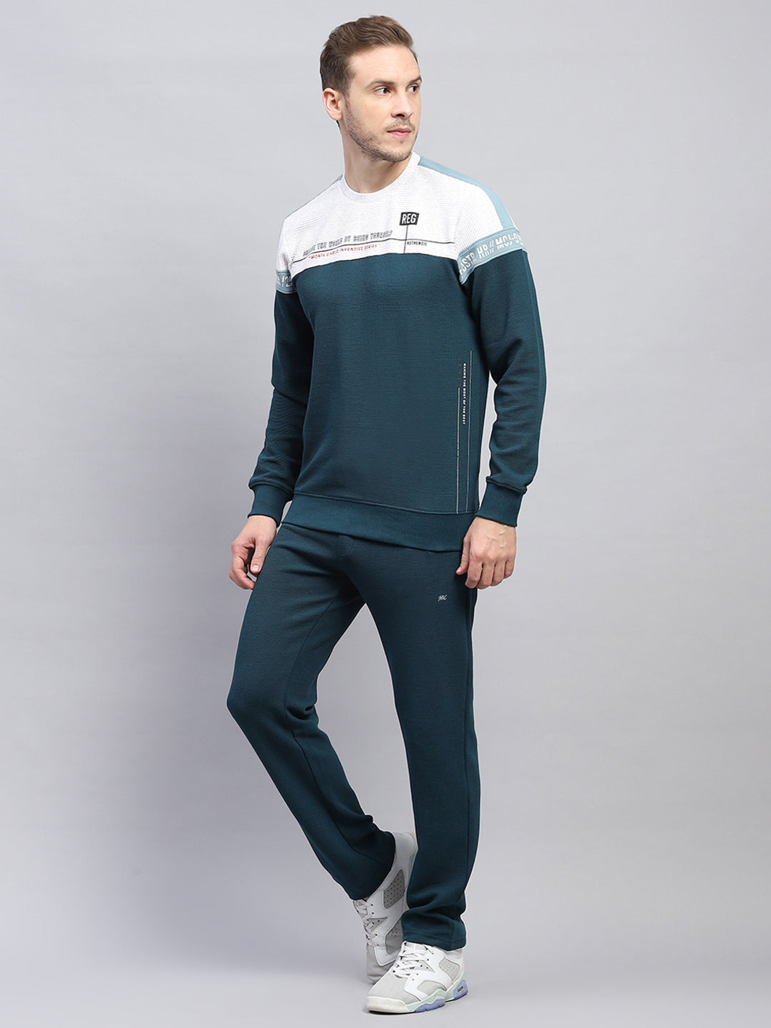 Men Blue Printed Round Neck Full Sleeve Winter Tracksuit