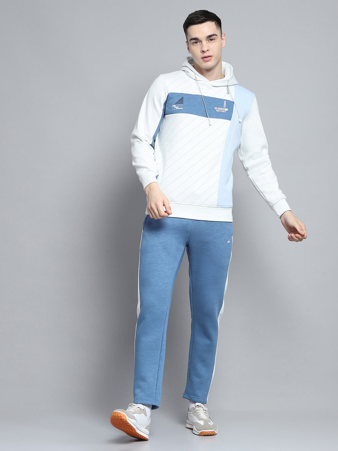 Men Blue Printed Hooded Full Sleeve Winter Tracksuit