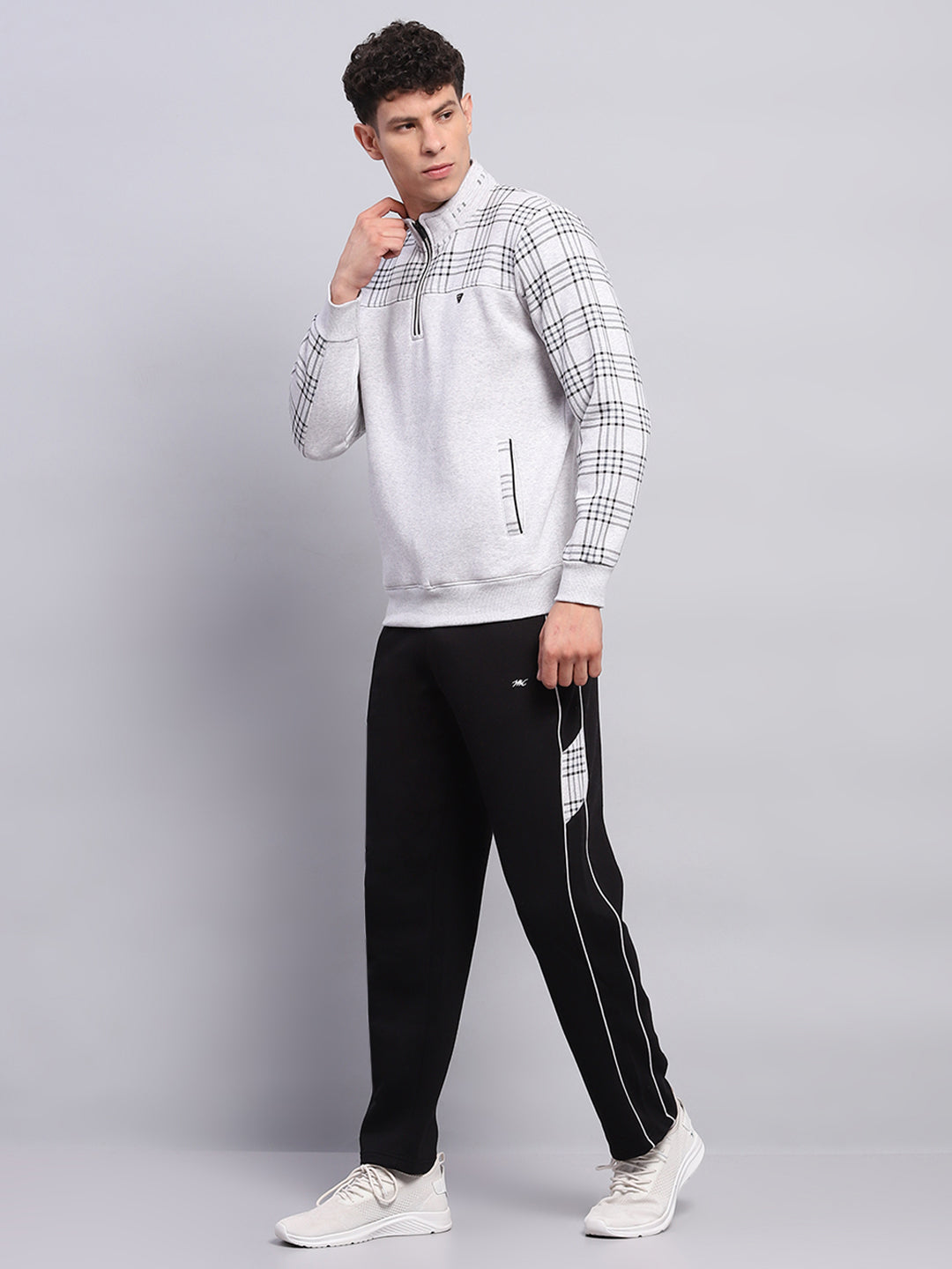 Men Grey & Black Self Design Mock Neck Full Sleeve Winter Tracksuit