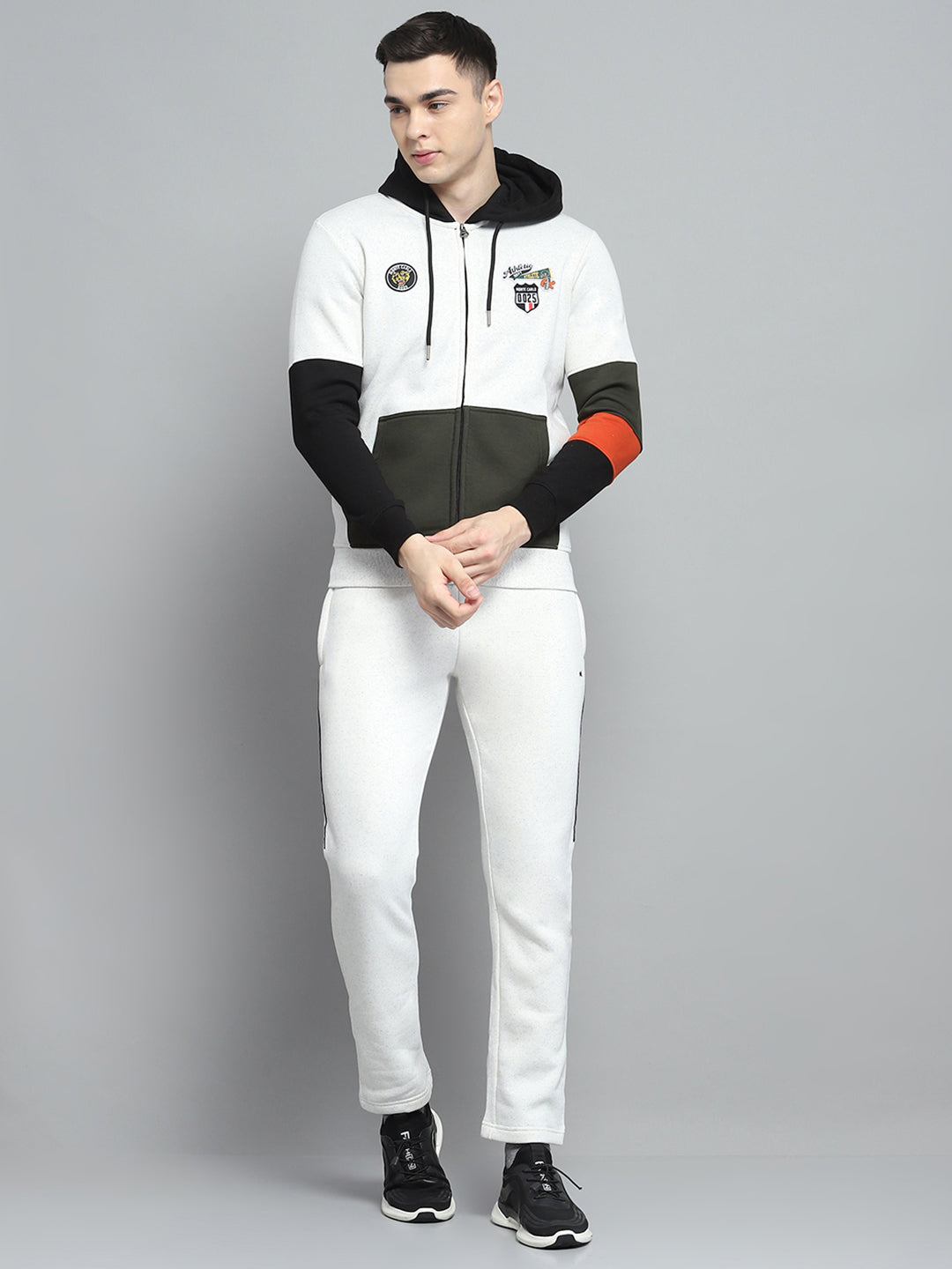 Men Off White & Black Printed Hooded Full Sleeve Winter Tracksuit