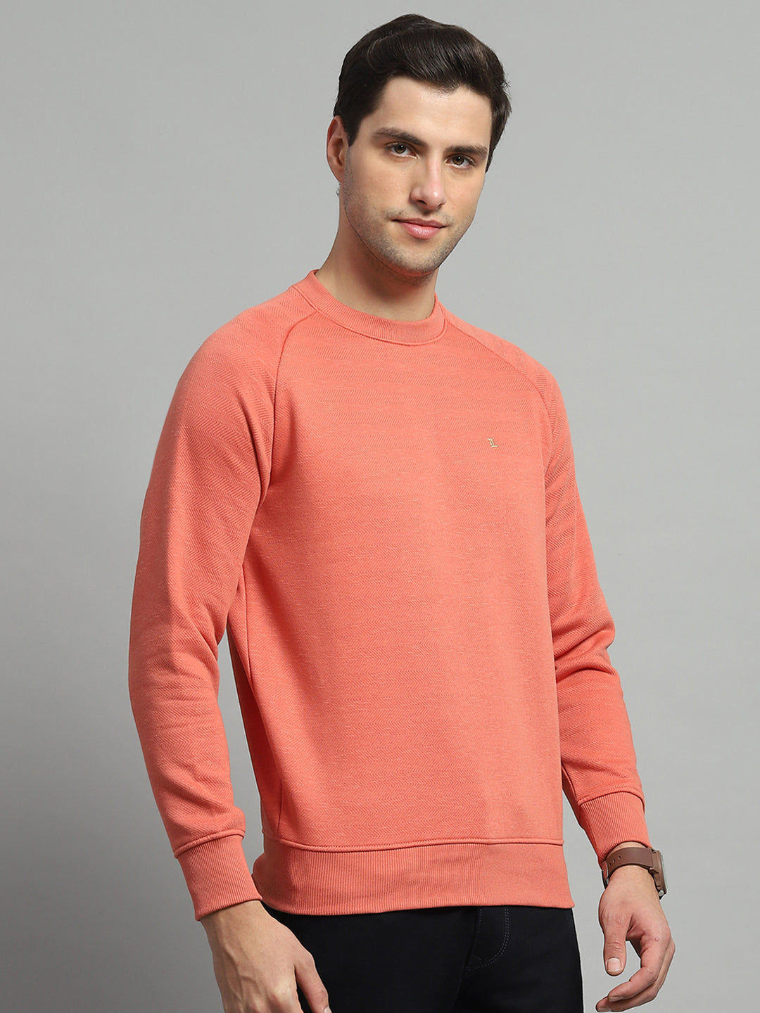 Men Orange Solid Round Neck Full Sleeve Sweatshirt