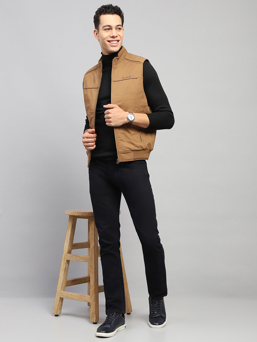 Men Brown Solid Mock Neck Sleeveless Jacket