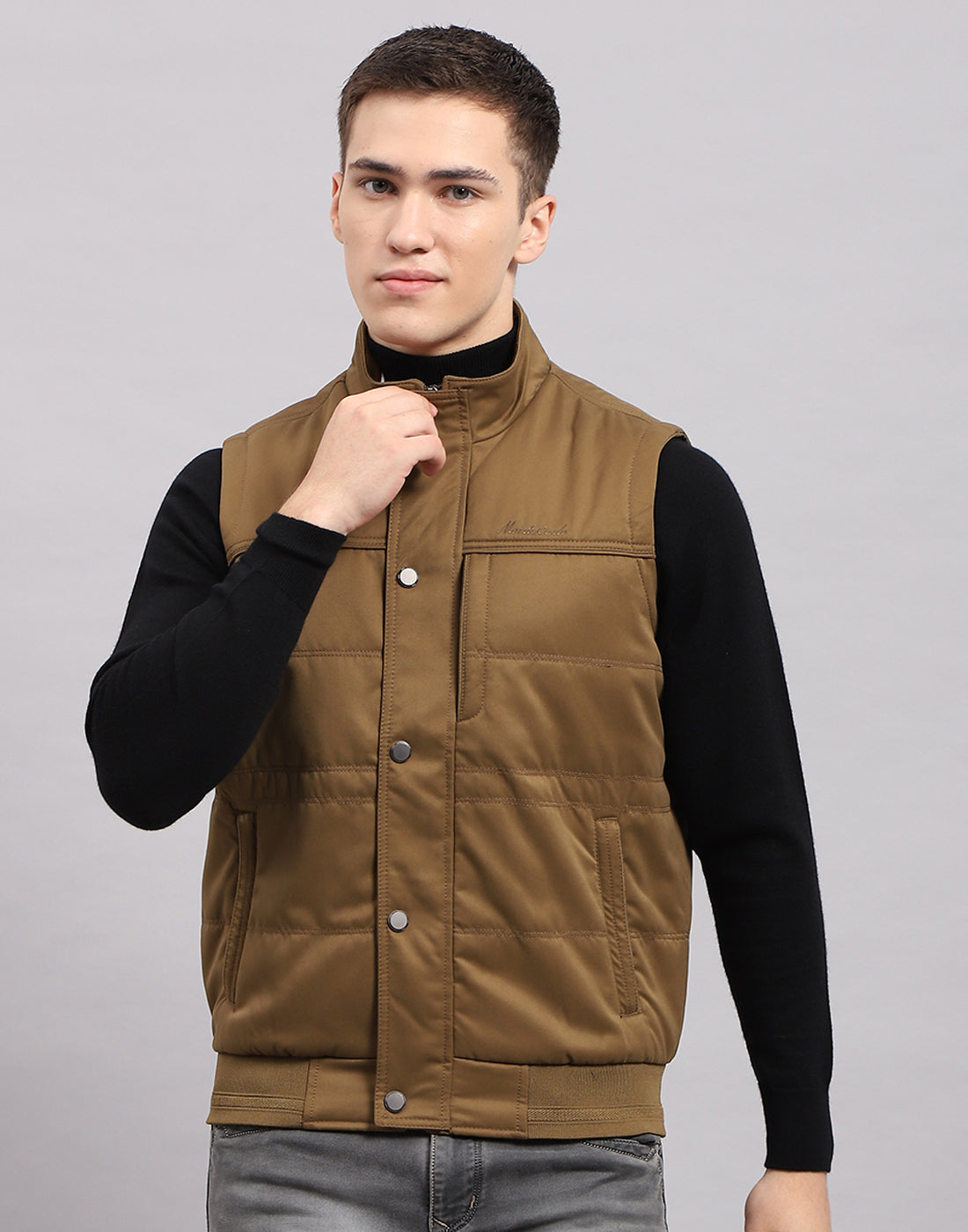 Men Khaki Solid Mock Neck Sleeveless Jacket