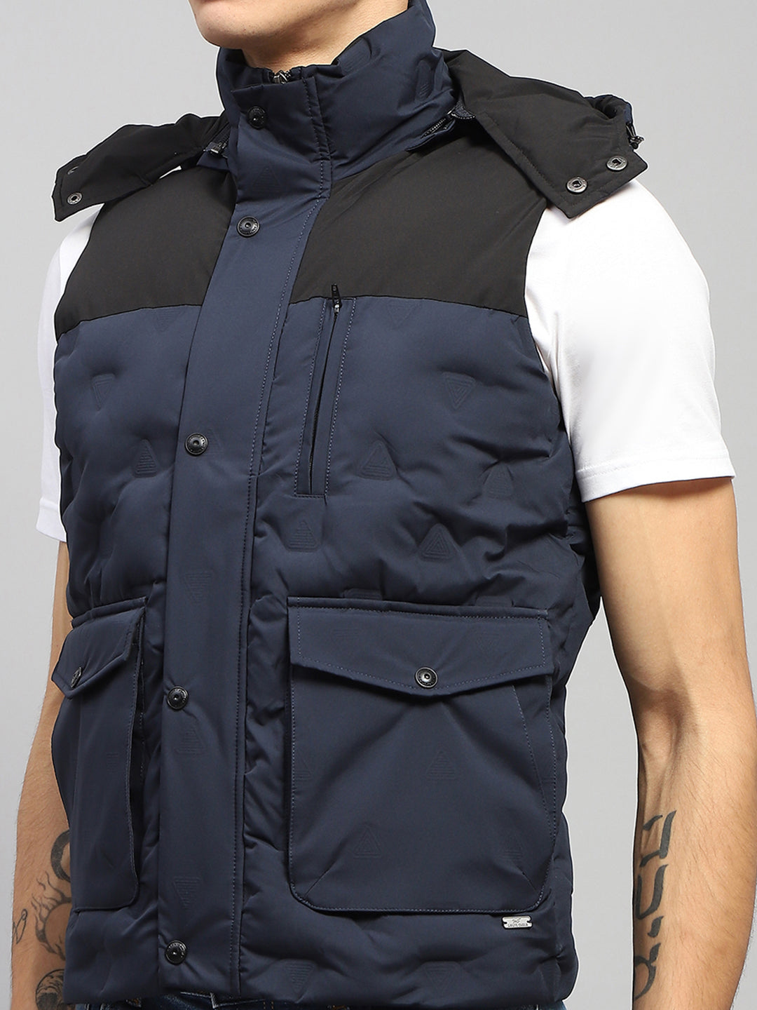 Men Navy Blue Solid Hooded Sleeveless Jacket