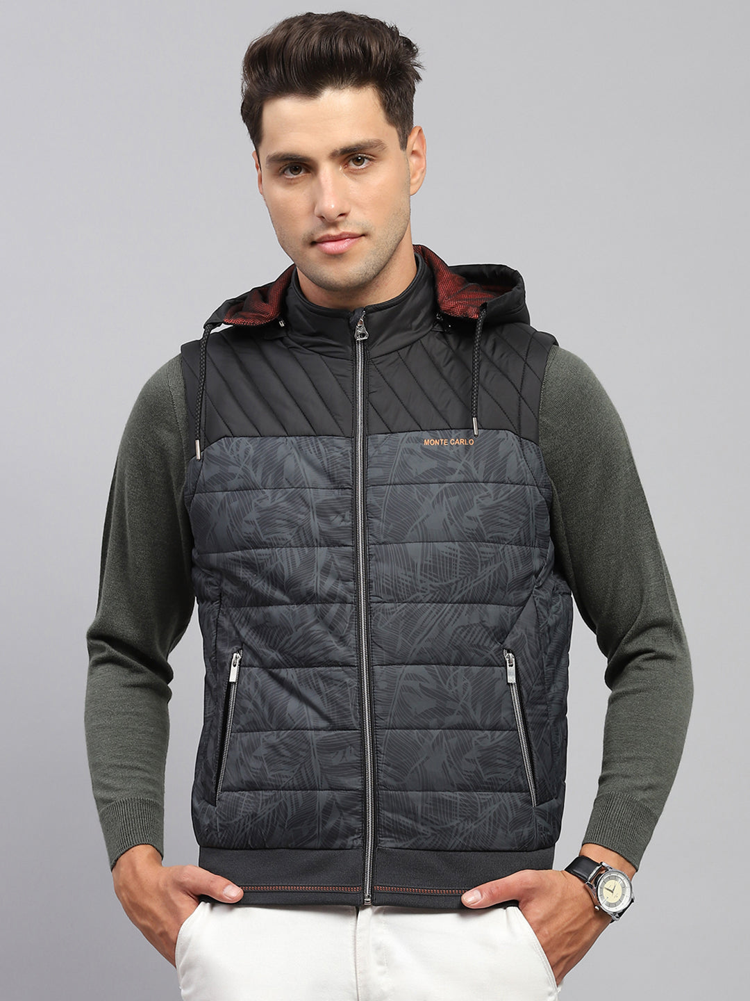 Men Black Solid Hooded Sleeveless Jacket