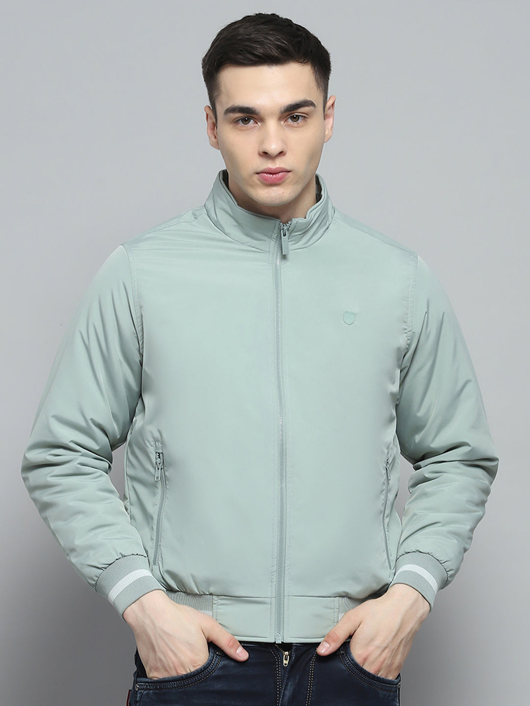 Men Green Solid Mock Neck Full Sleeve Jacket