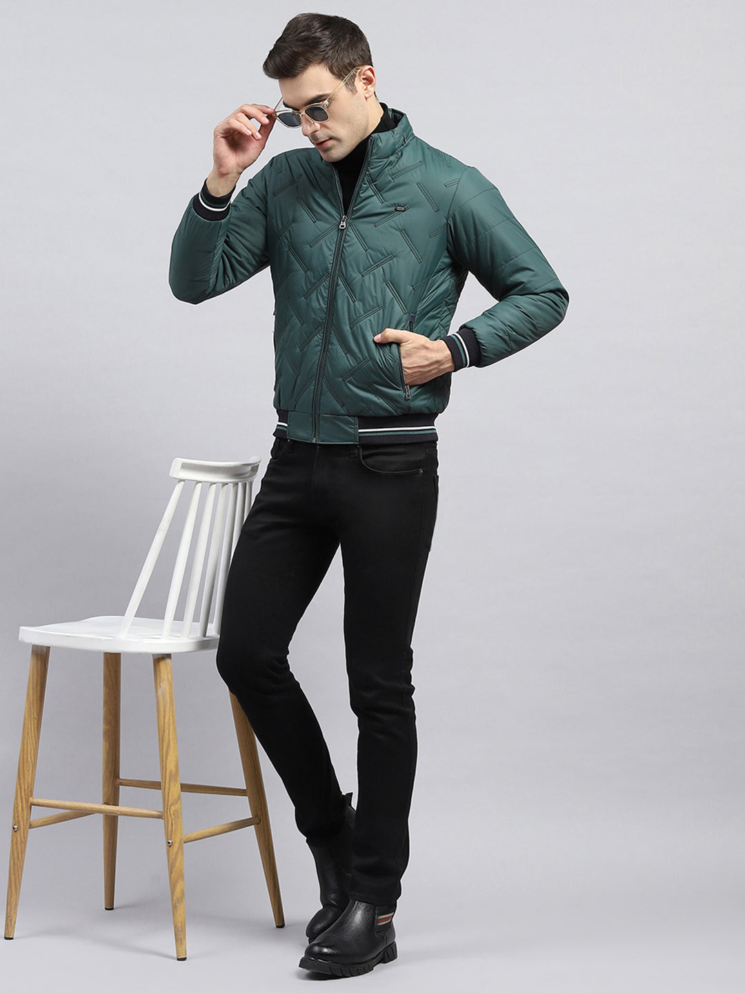 Men Green Solid Detachable Hood Full Sleeve Jacket