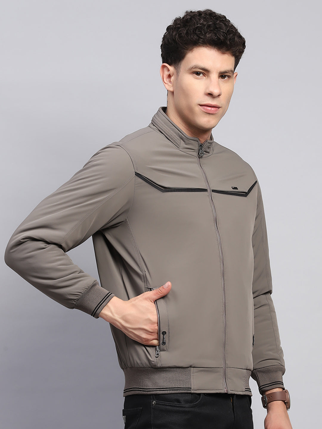 Men Grey Solid Mock Neck Full Sleeve Jacket