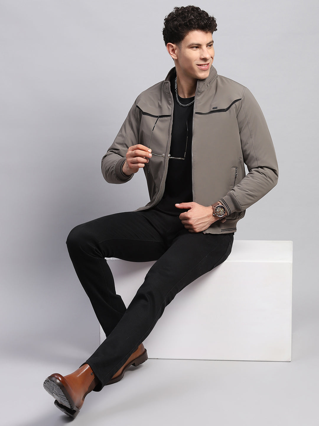 Men Grey Solid Mock Neck Full Sleeve Jacket