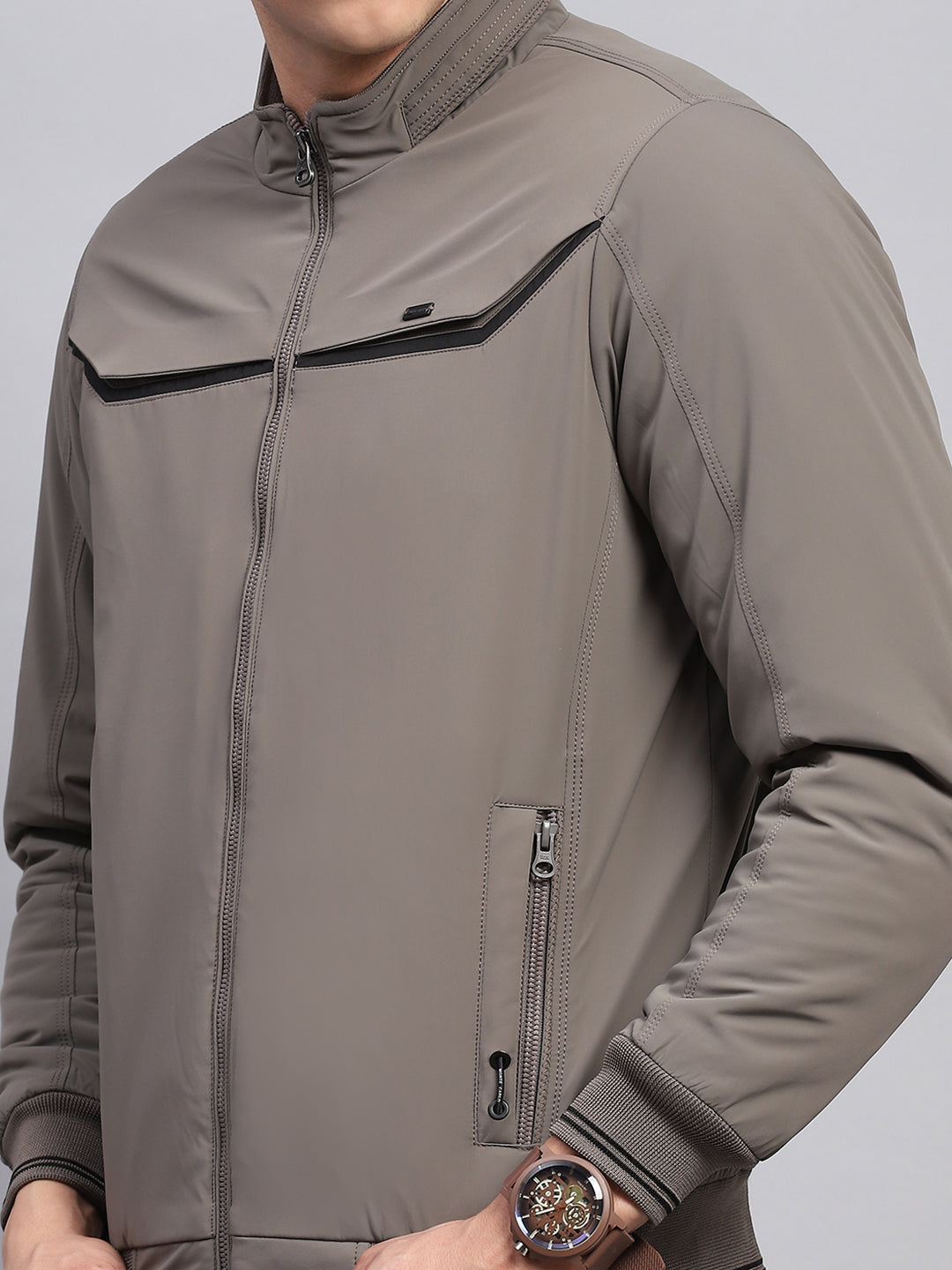 Men Grey Solid Mock Neck Full Sleeve Jacket