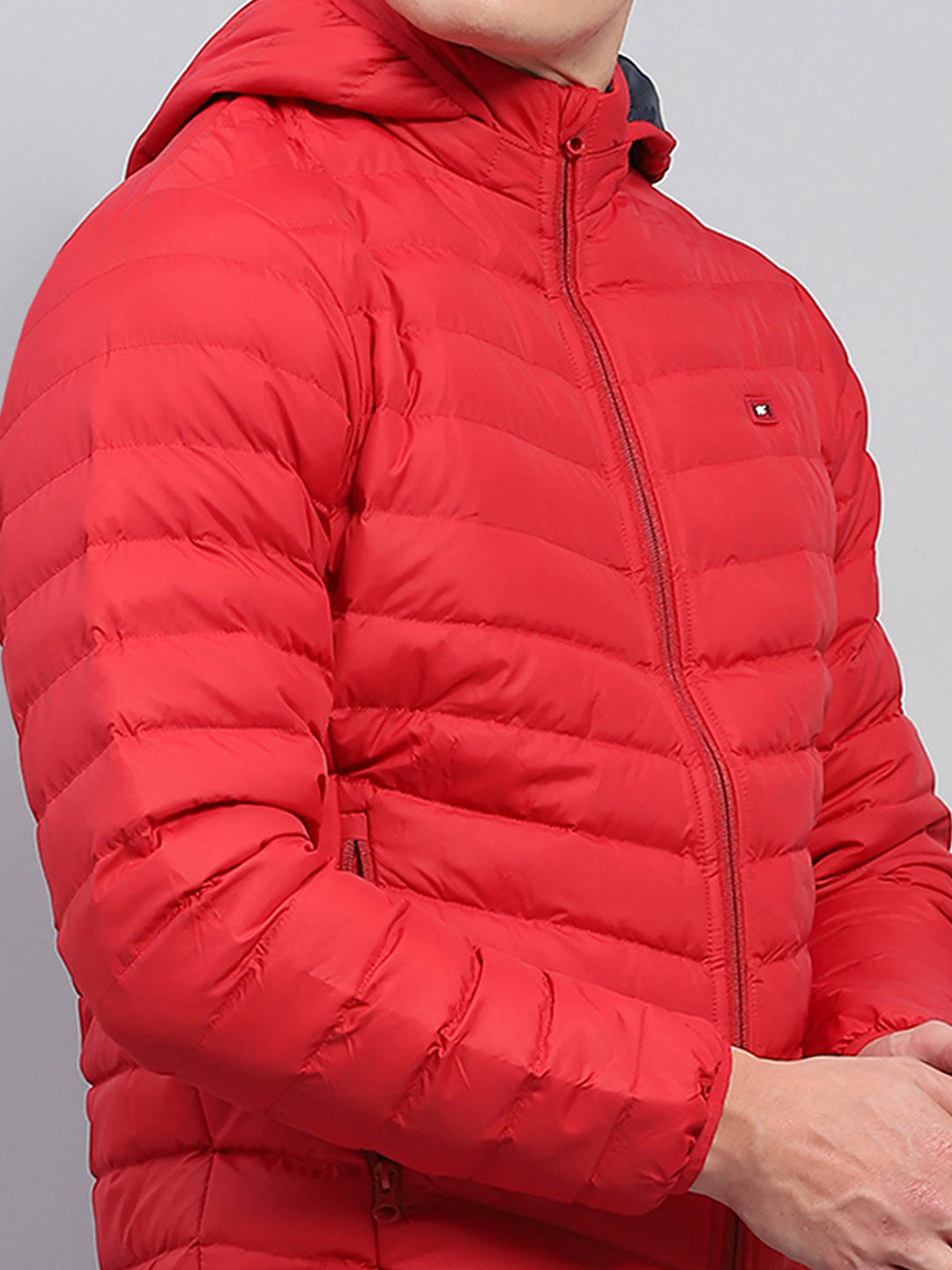 Men Red Solid Detachable Hood Full Sleeve Jacket