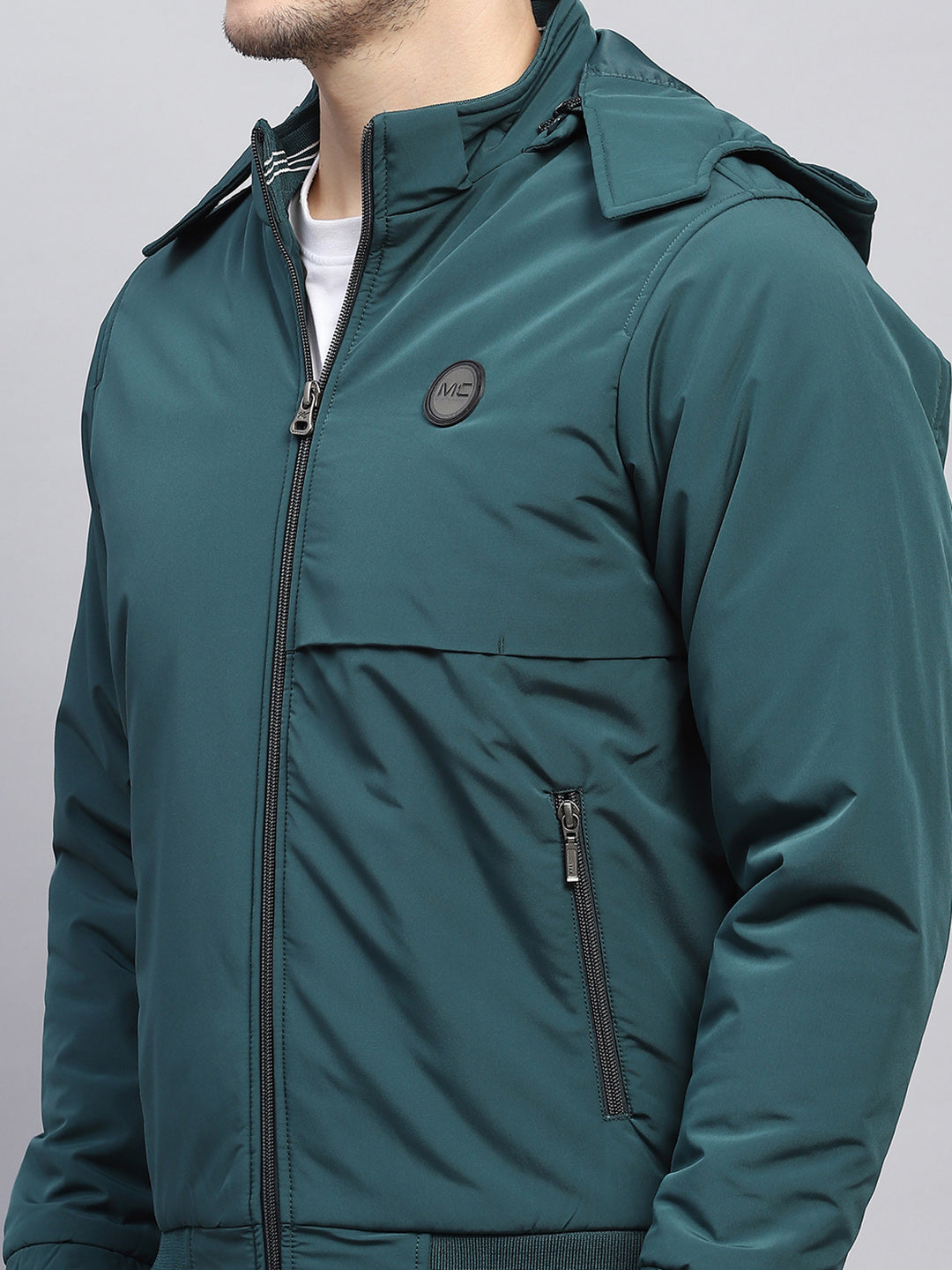 Men Green Solid Detachable Hood Full Sleeve Jacket