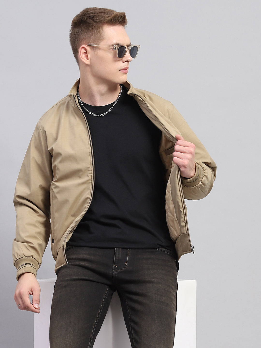 Men Khaki Solid Mock Neck Full Sleeve Jacket