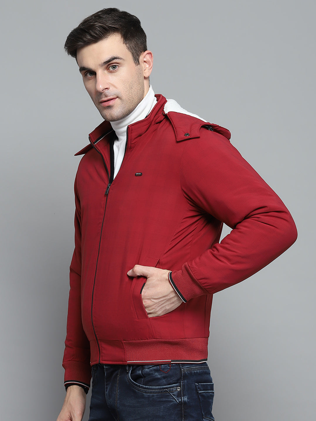 Men Red Solid Detachable Hood Full Sleeve Jacket