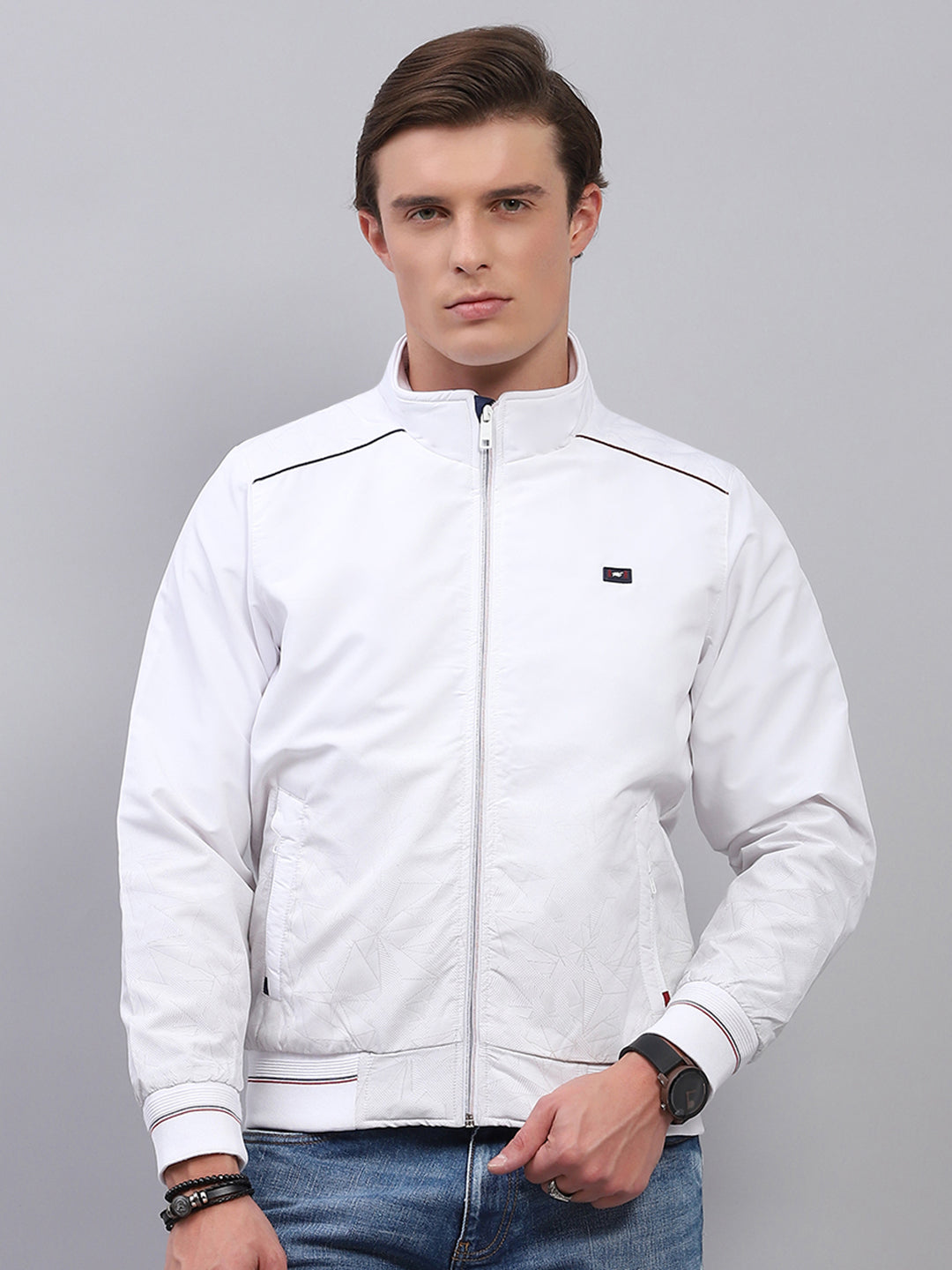 Men White Solid Mock Neck Full Sleeve Jacket