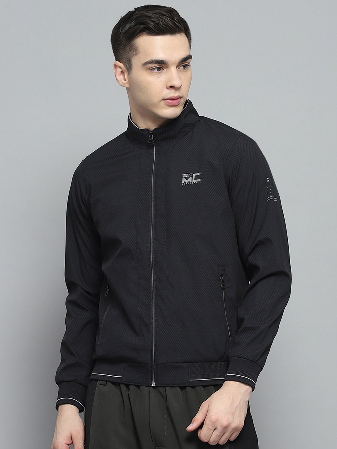 Men Black Solid Mock Neck Full Sleeve Jacket