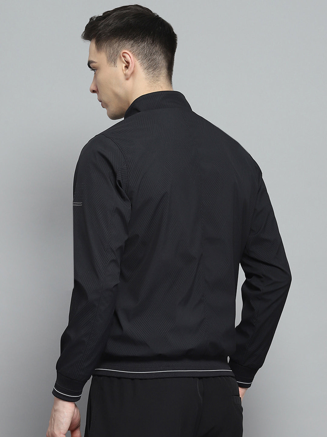 Men Black Solid Mock Neck Full Sleeve Jacket