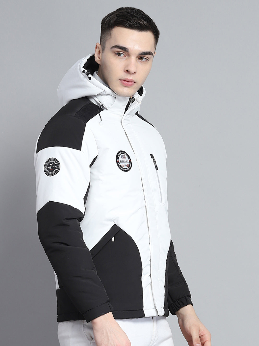 Men White Solid Hooded Full Sleeve Jacket