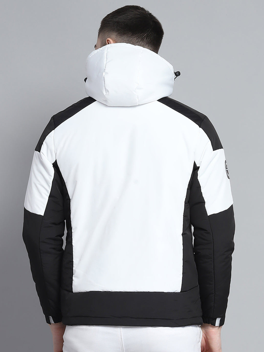 Men White Solid Hooded Full Sleeve Jacket