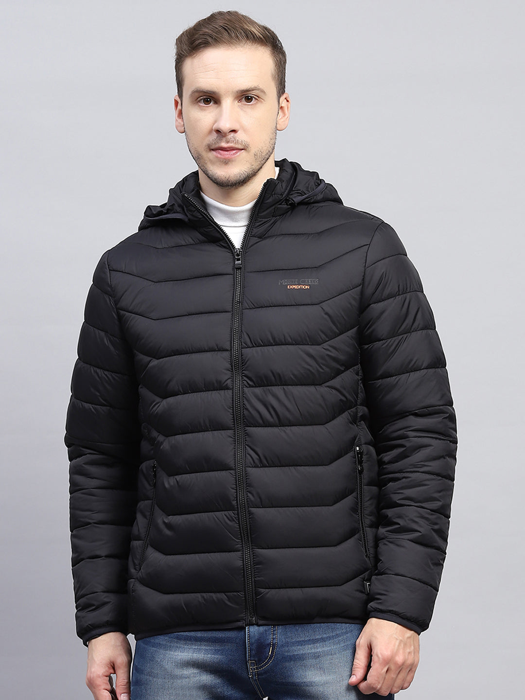 Men Black Solid Hooded Full Sleeve Jacket