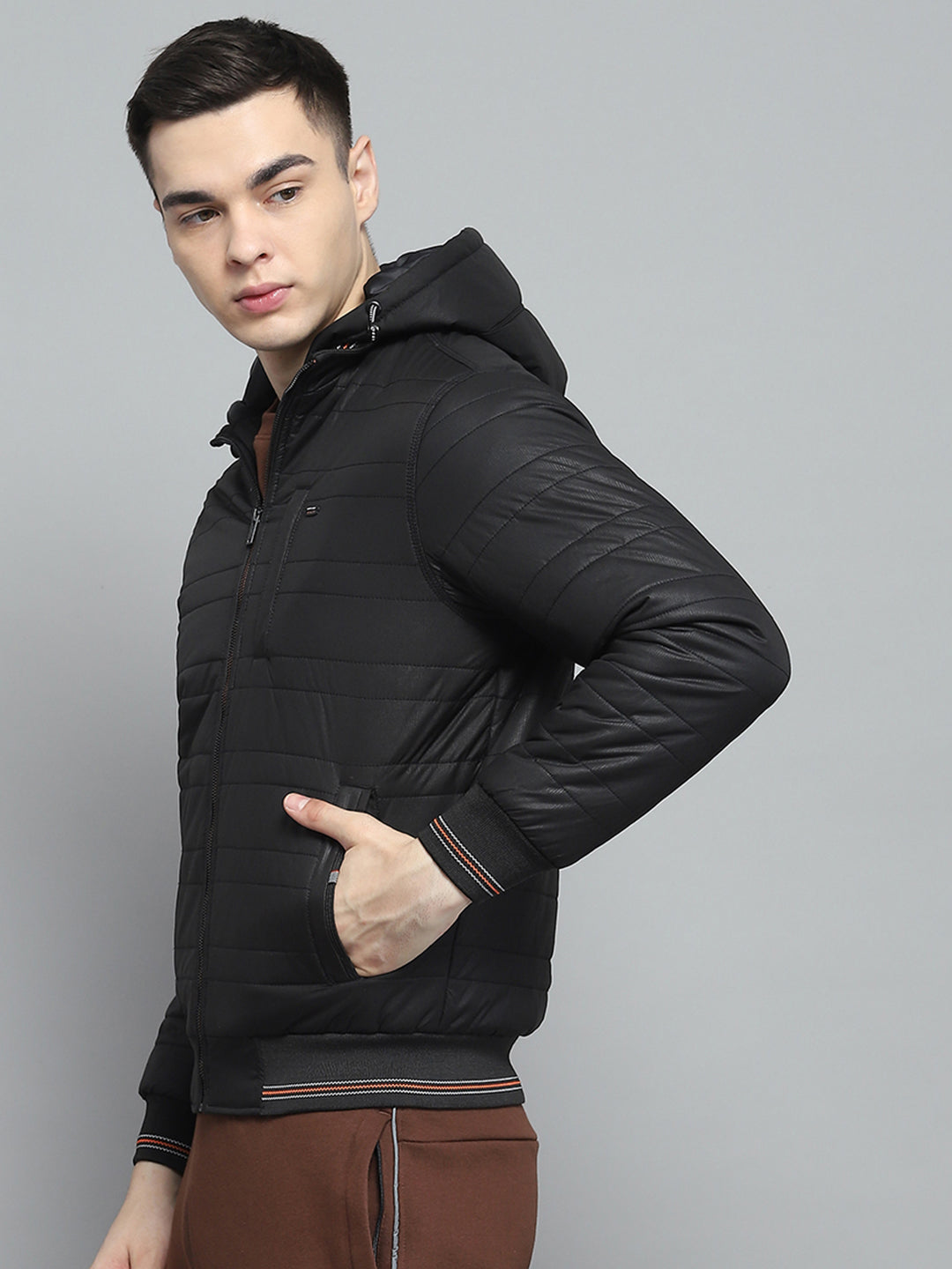 Men Black Solid Hooded Full Sleeve Jacket