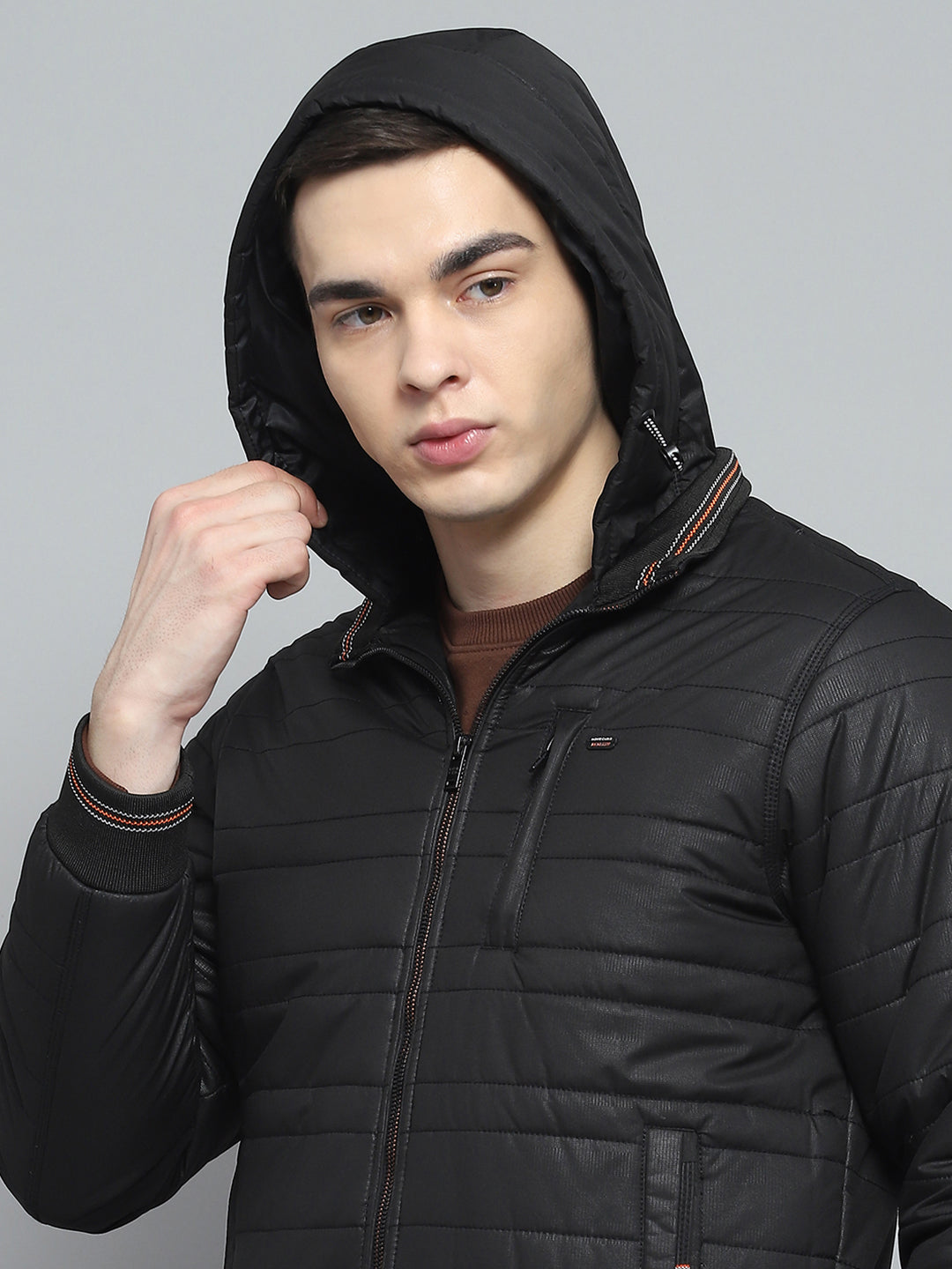 Men Black Solid Hooded Full Sleeve Jacket