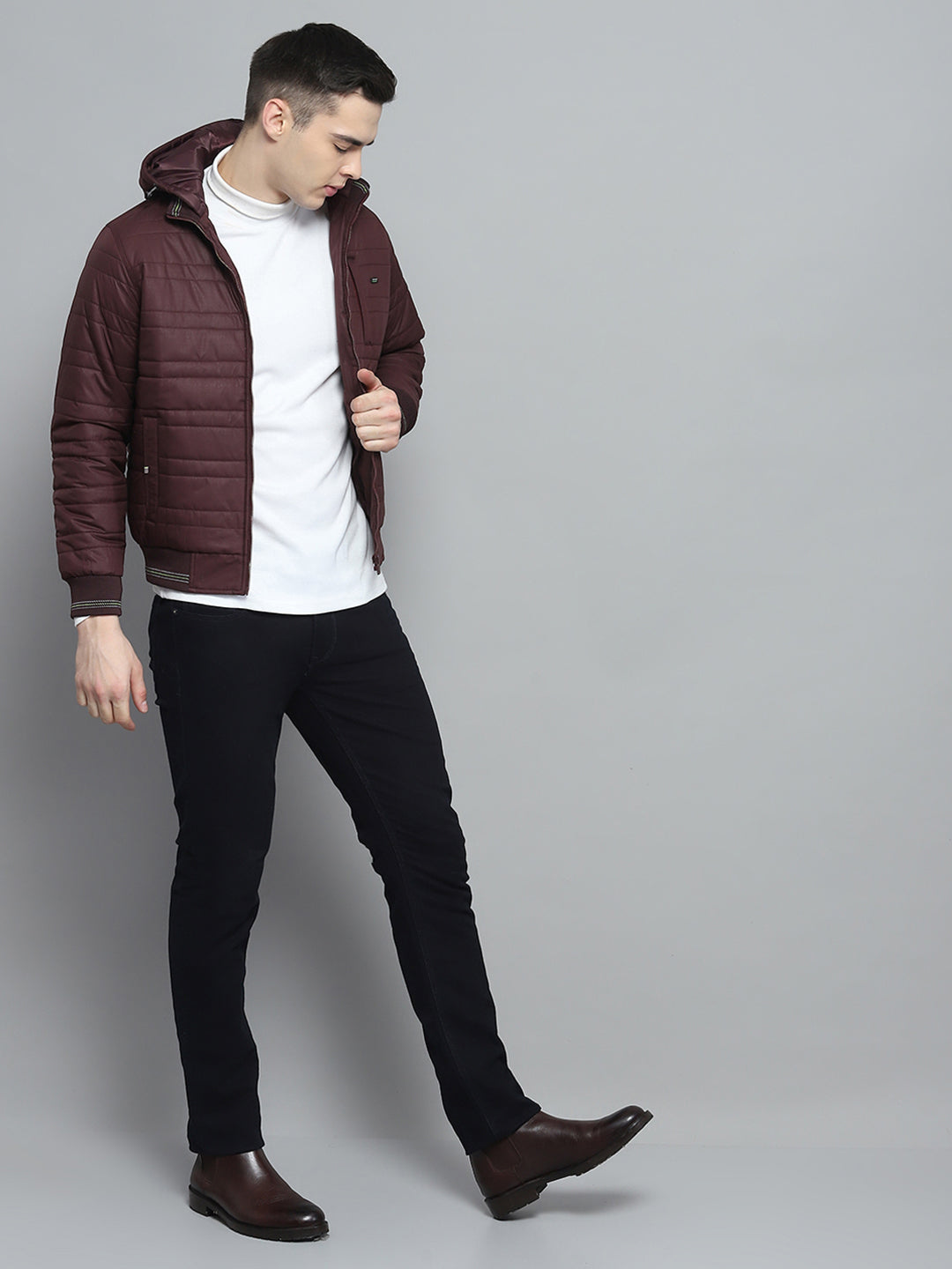 Men Maroon Solid Hooded Full Sleeve Jacket