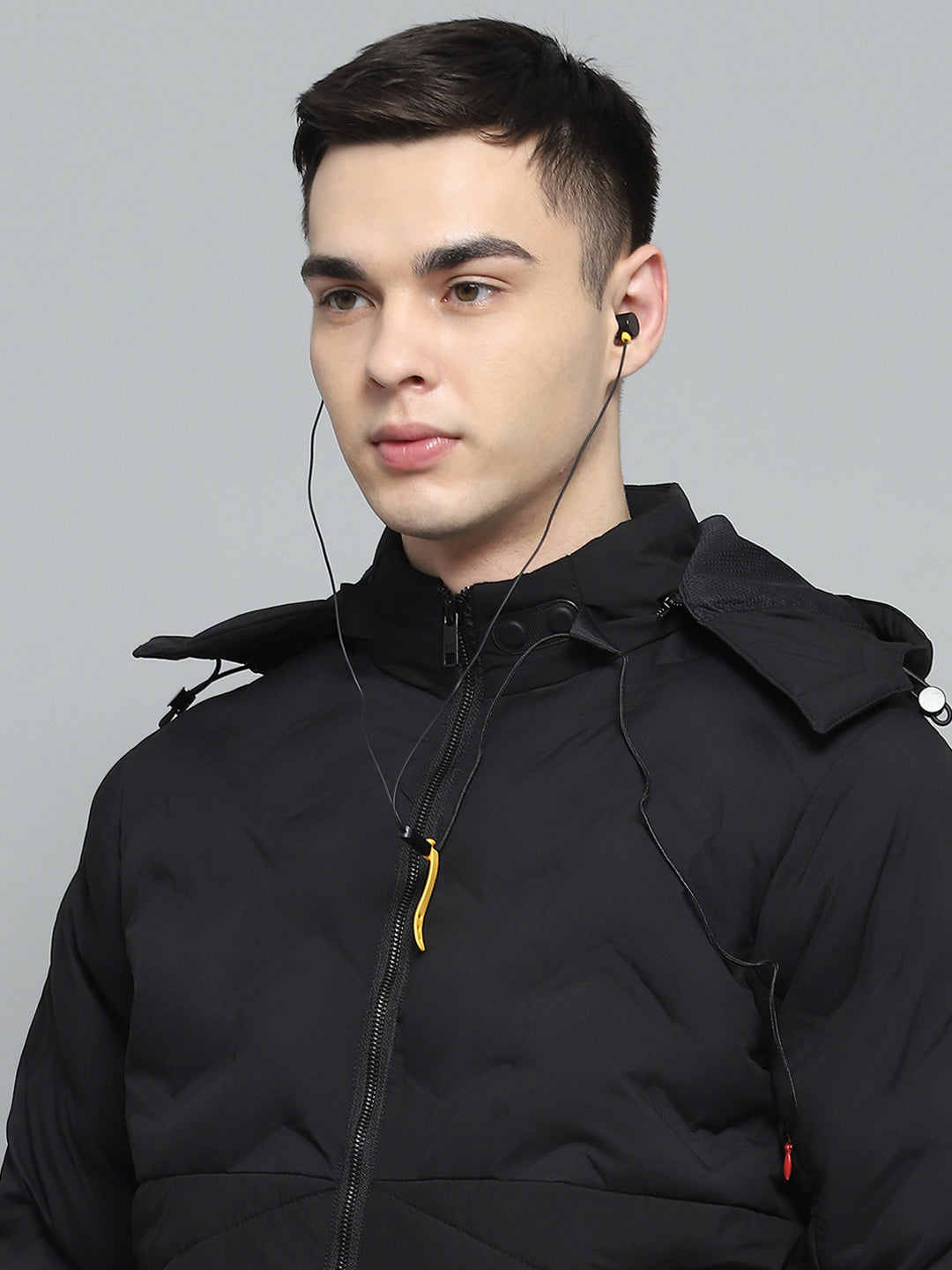 Men Black Solid Detachable Hood Full Sleeve Jacket