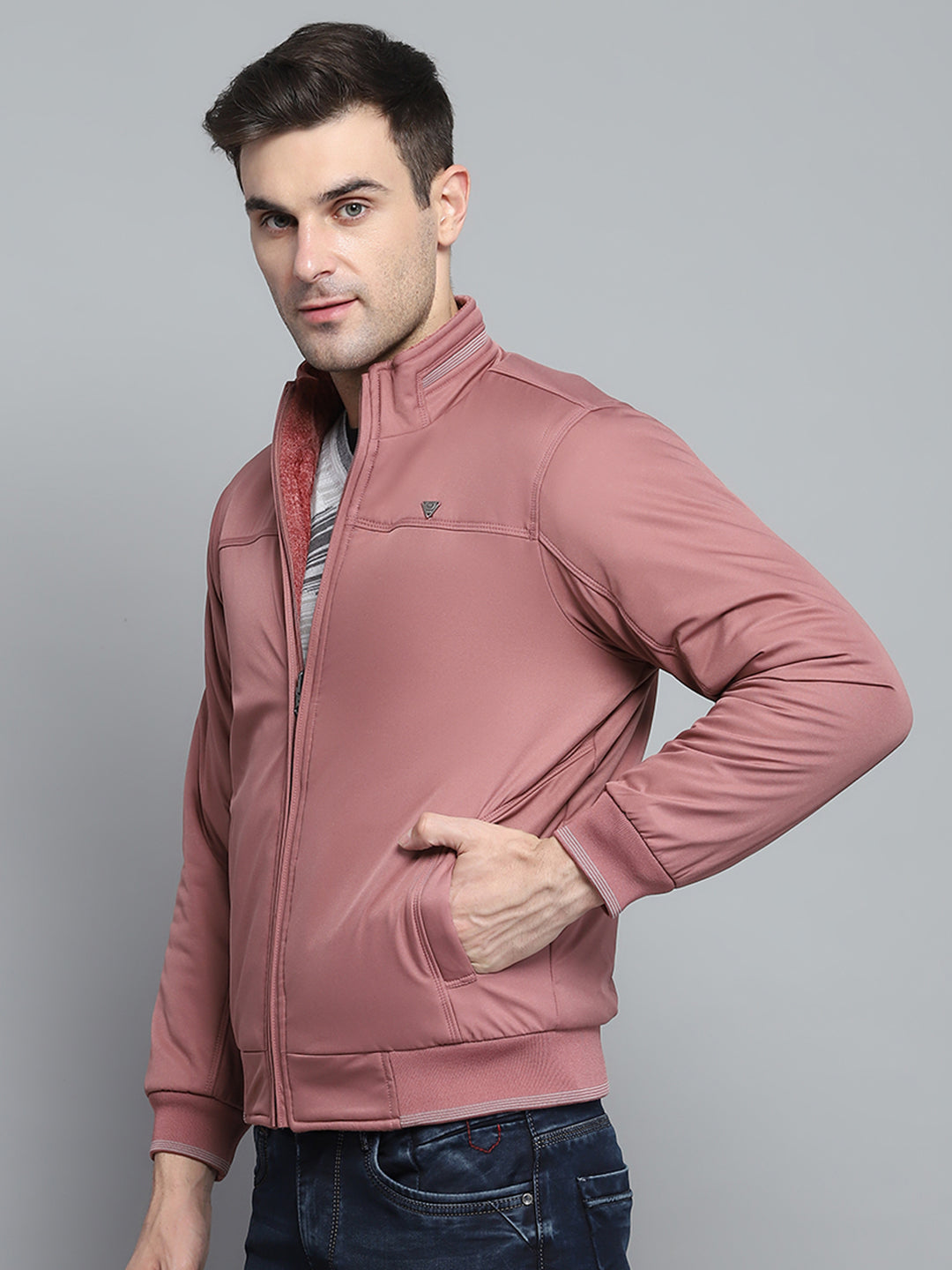 Men Pink Solid Mock Neck Full Sleeve Jacket