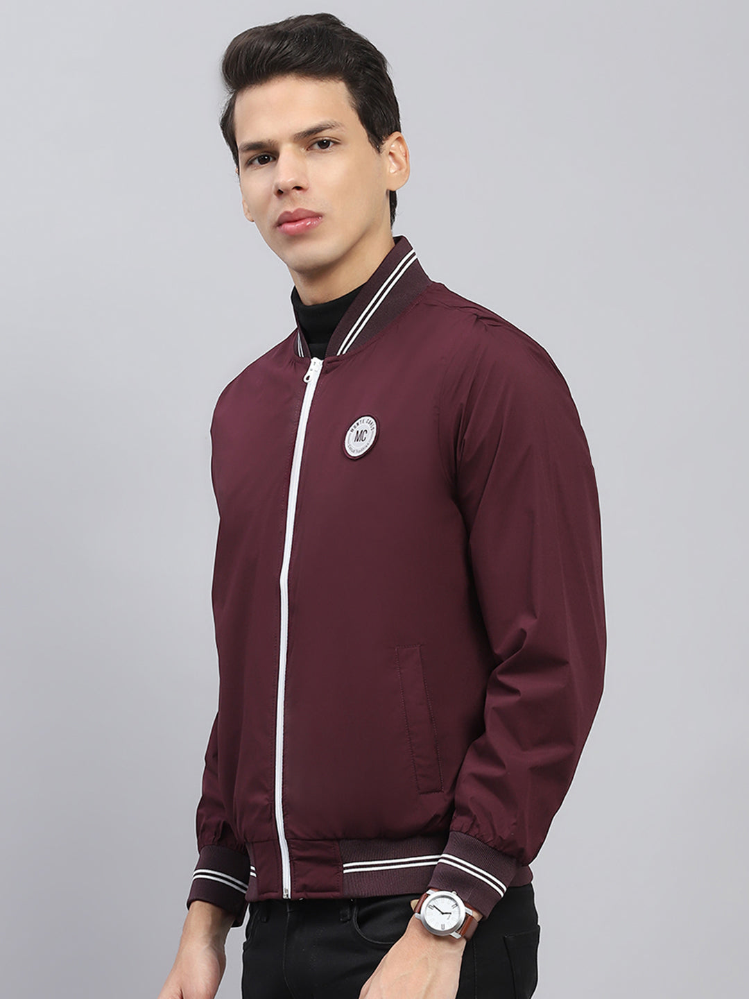 Men Maroon Solid Round Neck Full Sleeve Jacket