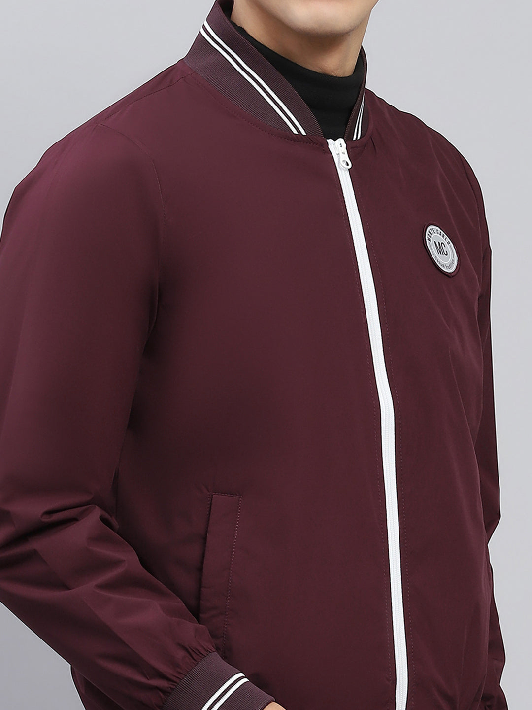 Men Maroon Solid Round Neck Full Sleeve Jacket